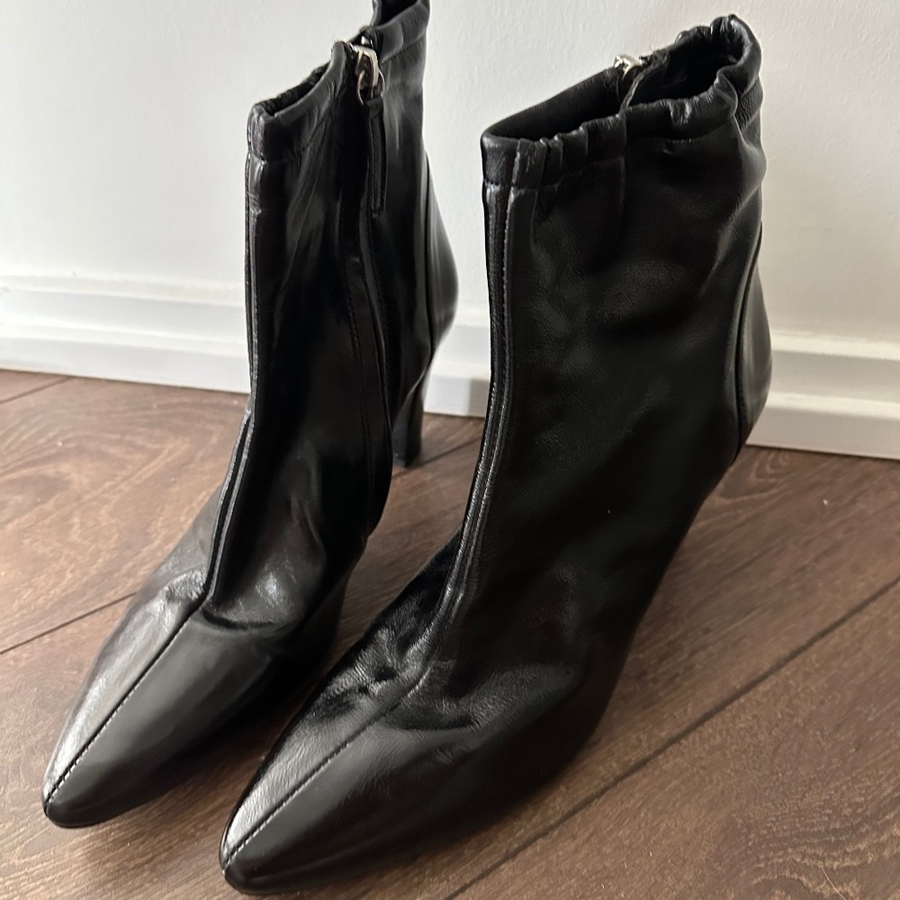 Zara black heeled booties